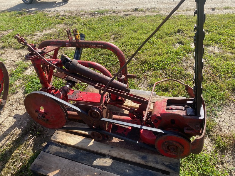 Attachments  Massey Ferguson Sickle Mower - 3 Point Hitch Photo
